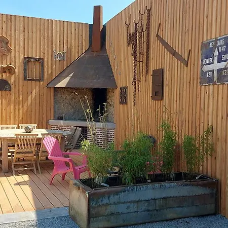 Style Industriel Avec Terrasse Apartment