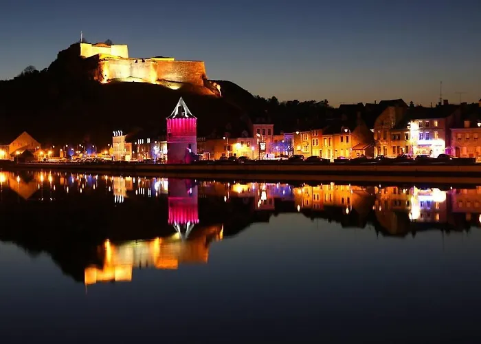 Apartament Style Industriel Avec Terrasse *